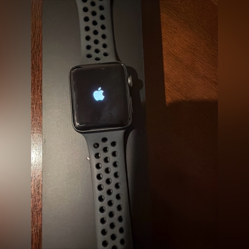Apple Watch Nike+ series 3 GPS Black w/Sport band 42mm